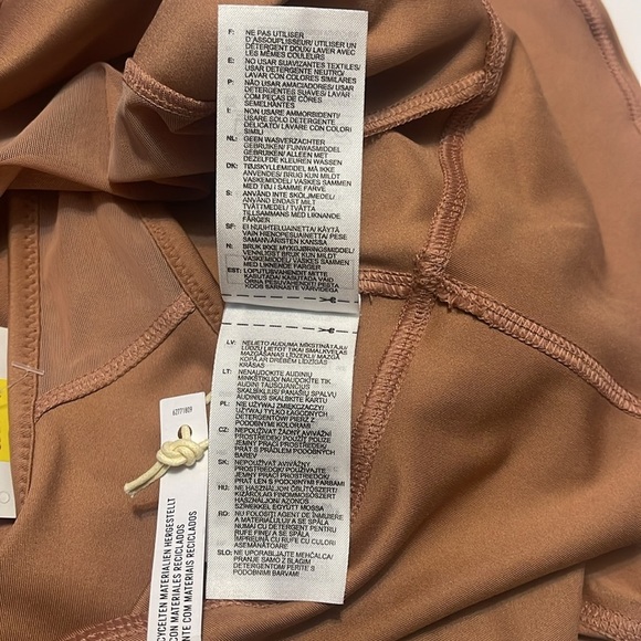 NWT Adidas Collective power Run Athletic Yoga Brown tank top M/L - Picture 4 of 4